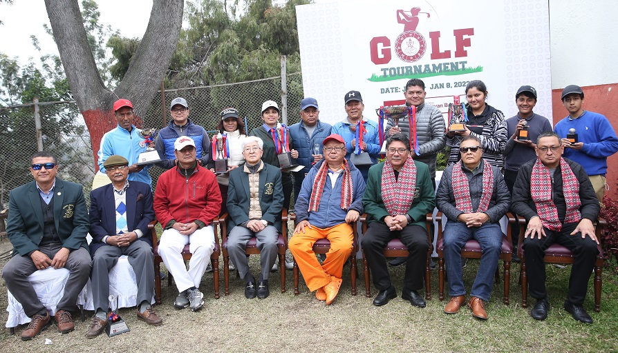 हिमालयन बैंक गल्फ प्रतियोगिताको उपाधि प्रहरीका एआइजीले जिते