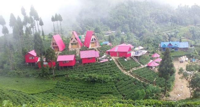 लकडाउनले कटेजमा ताल्चा लाग्यो, बैंकको ऋणले तनावमा पर्यटन व्यवसायी