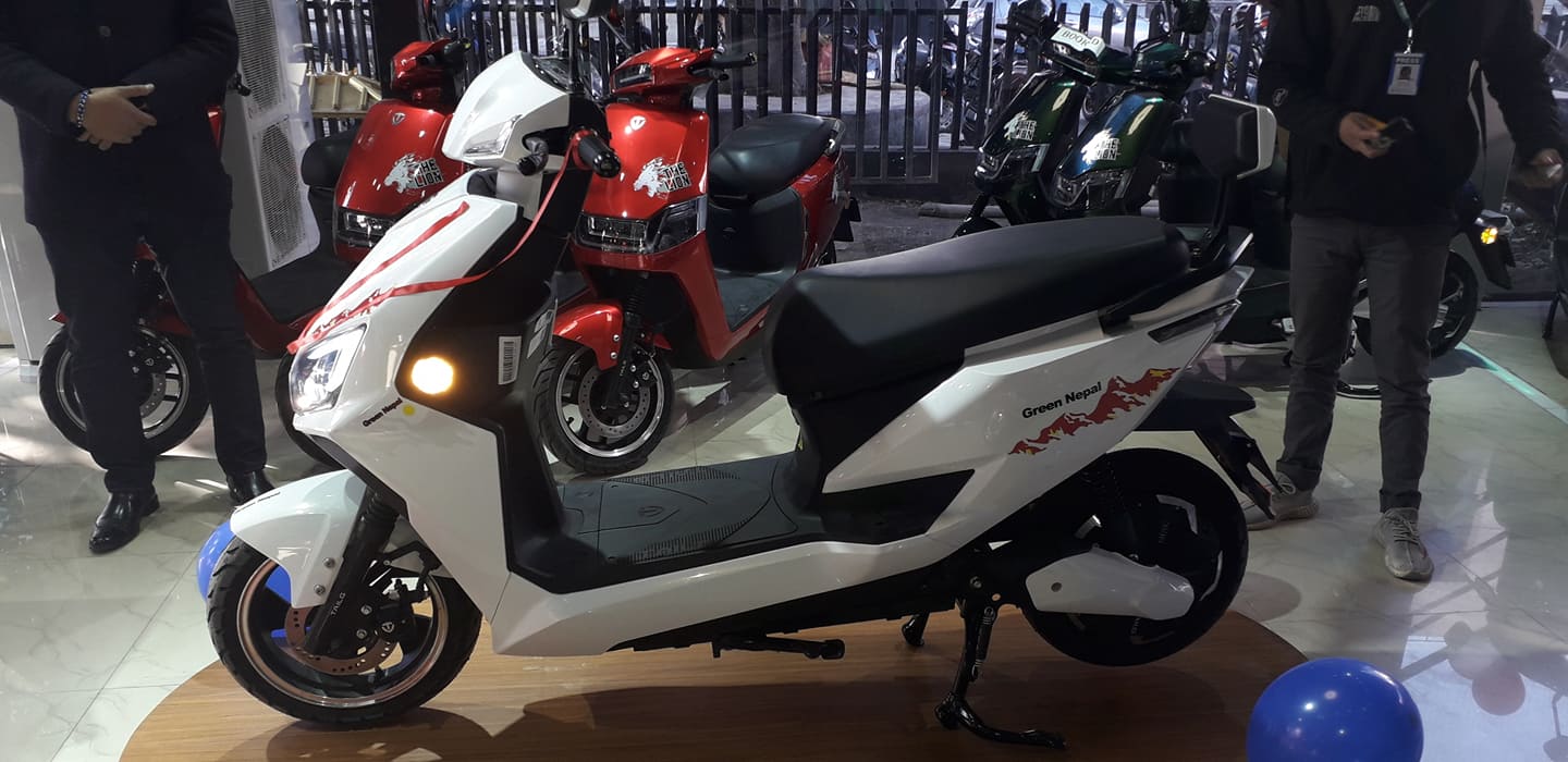गिनिजबुकमा नाम लेखाएको टेल्जी लियोपार्डको नयाँ इलेक्ट्रीक स्कूटर बजारमा