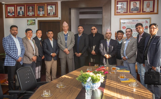विद्युतीय गाडी उच्च प्राथमिकतामा, करको दरमा पुर्नविचार गरिने