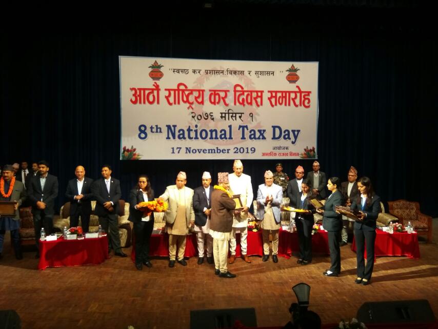 विकास बैंकमध्ये कामना सेवा विकास बैंक धेरै कर तिर्ने बैंक