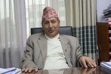 विश्व बैंकका १२ जना कार्यकारी निर्देशकले भने नेपाल सरकारको साथमा हामी छौं