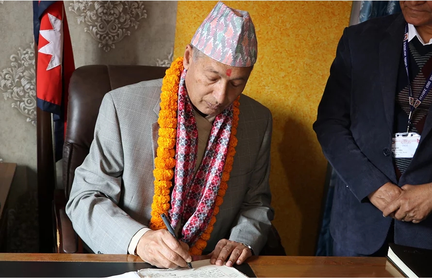 खतिवडाले सम्हाले सञ्चार तथा सूचना प्रविधि मन्त्रालय