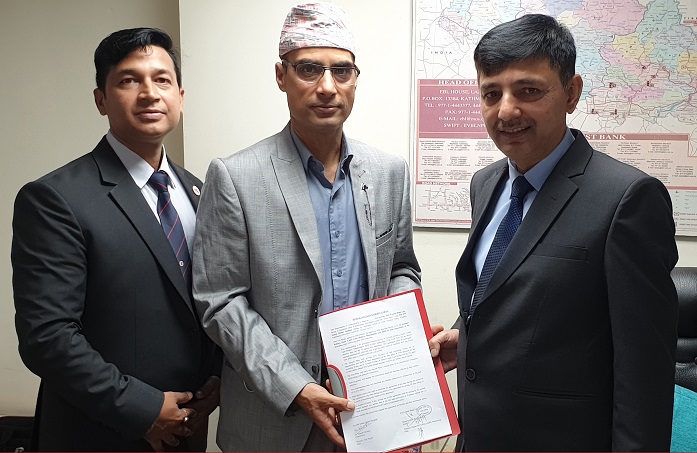 एभरेष्ट बैंकका ग्राहकलाई ओम समाज डेन्टल हस्पिटलमा १५ प्रतिशत छुट