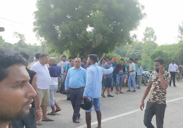 बैंकबाट ५ लाख लिएर घर जाँदै गर्दा महेन्द्रकाे गोली हानी हत्या