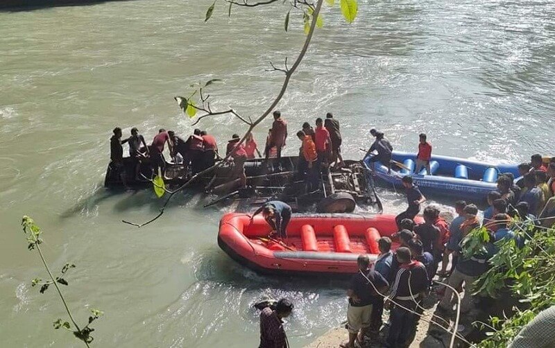 सुकुटे बस दुर्घटना अपडेटः मृतकको संख्या १४ पुग्यो, ४७ घाइते