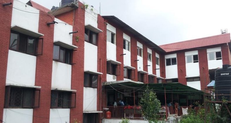 भक्तपुर अस्पतालमा ११६ वर्षपछि आइसियू सेवा, ५ वर्षदेखि थन्किएकाे सामान बल्ल प्रयोगमा