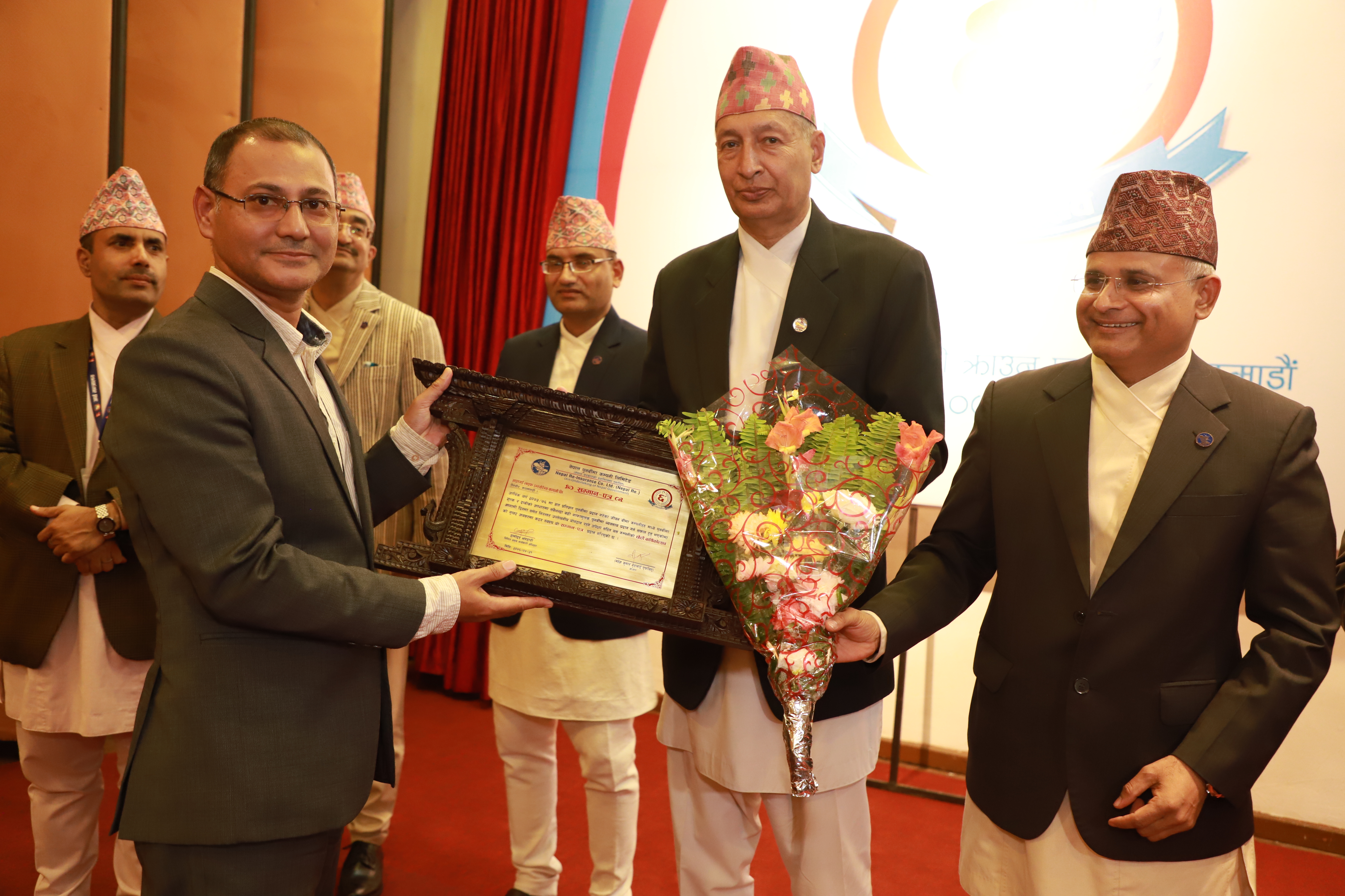 आई. एम. ई. लाइफ सम्मानित