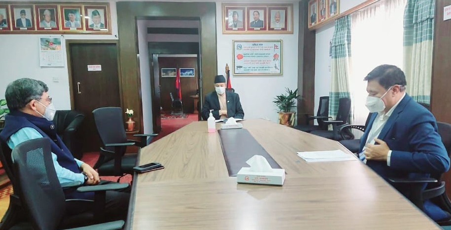 बैंकका ऋणीले ब्याज तिर्ने समय बढाउने संकेत