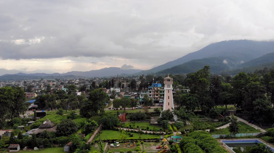 वीरेन्द्रनगरमा उम्मेदवारलाई मतदाताको प्रश्न : घण्टाघरको सुई कहिले घुम्छ ?