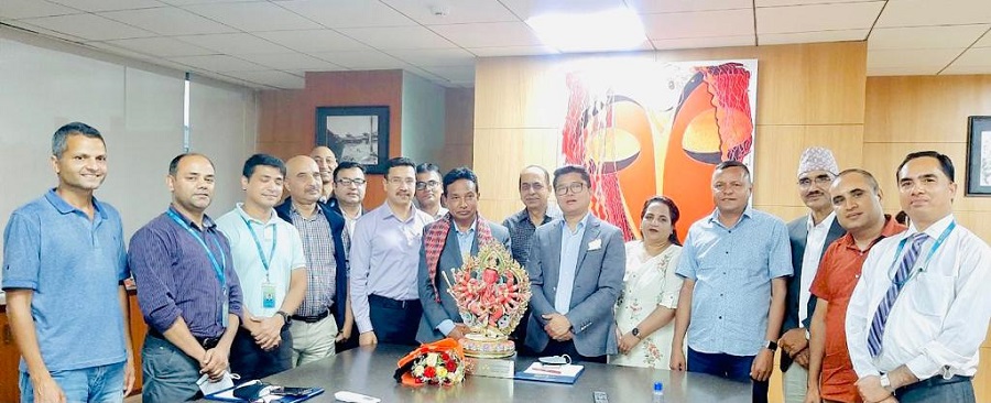 कुमारी बैंकका सीईओ सुरेन्द्र भण्डारीले बैंक छोडे