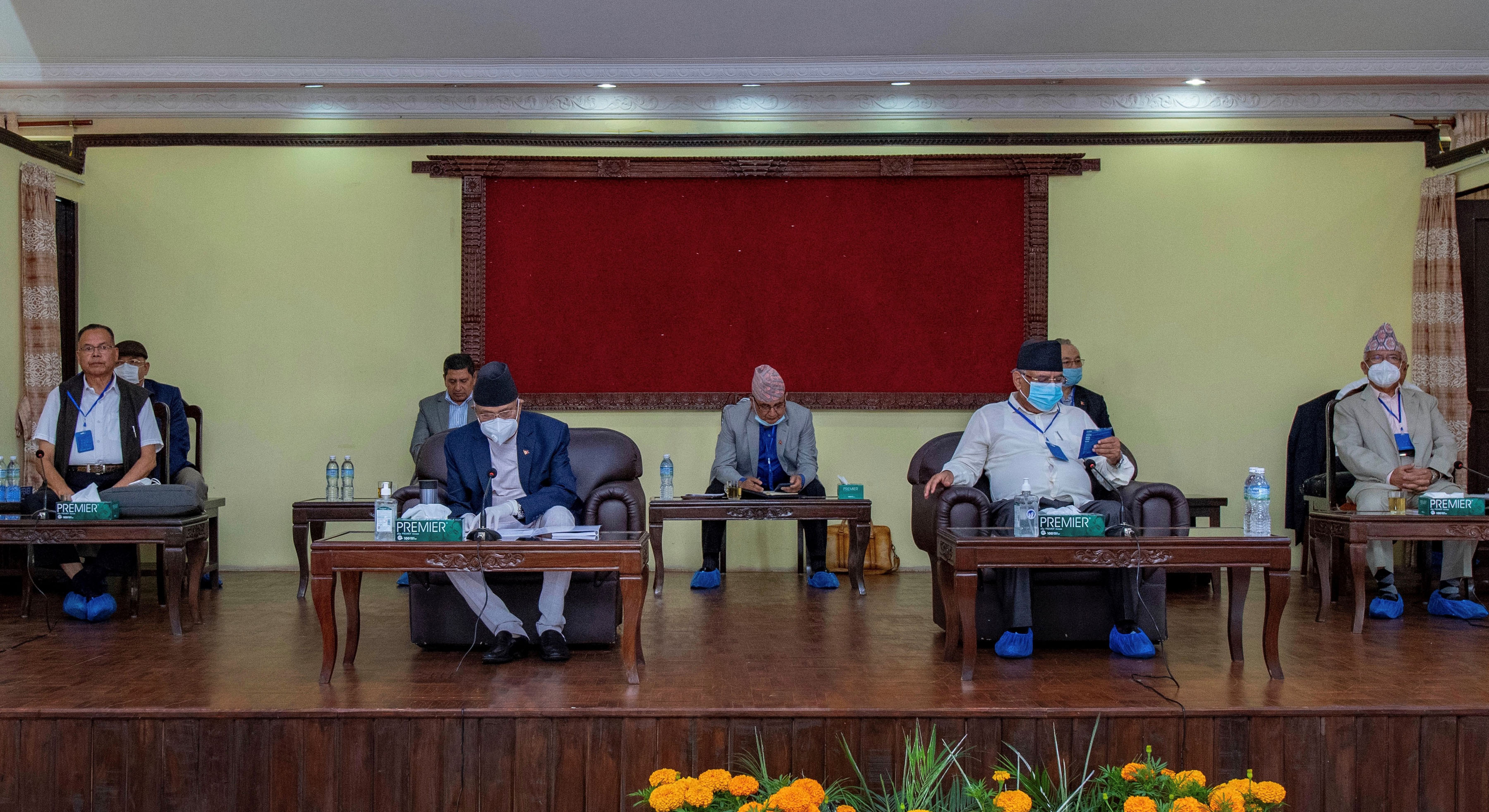शुरू भयो नेकपा स्थायी कमिटी बैठक, यी एजेण्डामा छलफल