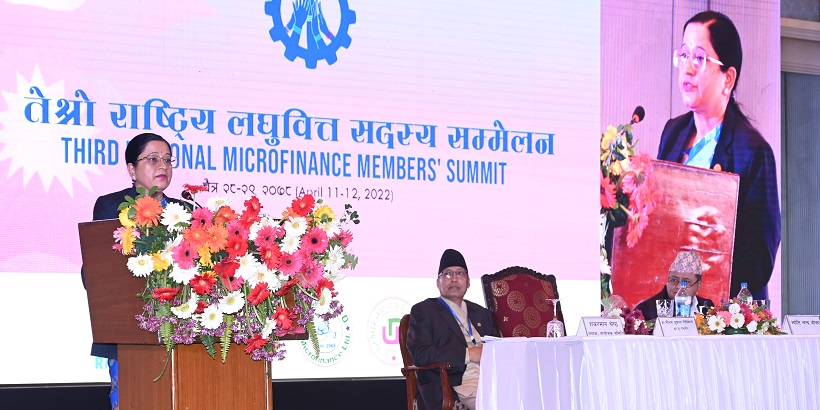 बैंकिङ क्षेत्र मात्रै नभएर लघुवित्तमा समेत तरलता अभाव छः कामु गभर्नर