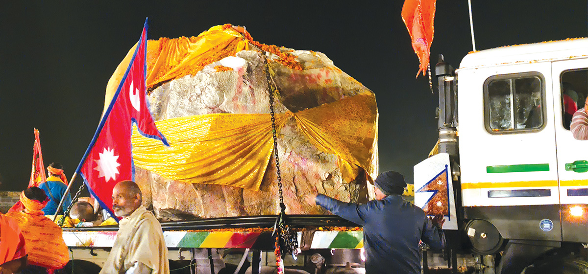 देउता बन्न हिँडेको देवशिलासँग अयोध्याको यात्रा
