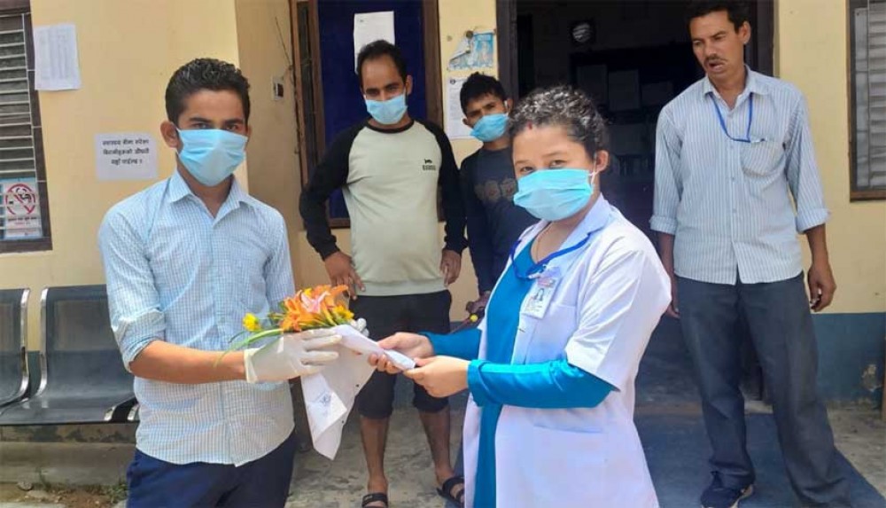 कोरोना संक्रमित ‘डिस्चार्ज’लगत्तै कारागार लगियो