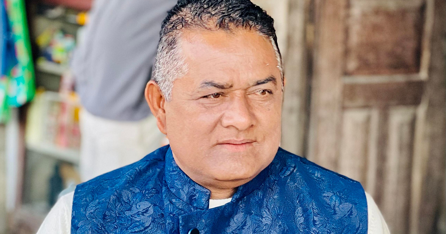 राजनीति गर्ने व्यक्ति होस् वा सरकारी कर्मचारी महँगा गाडी फेरि फेरि चढछन् : सांसद थापा