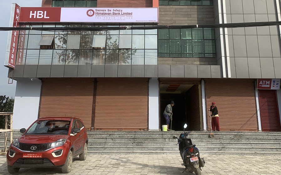 हिमालयन बैंकको नयाँ शाखा कञ्चनपुरको चम्मनचोकमा
