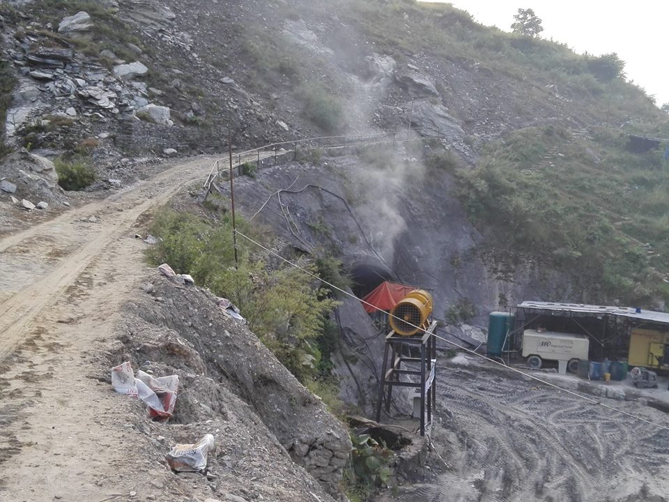 मध्य भोटेकोशी आयोजनाका मजदूर बेपत्ता