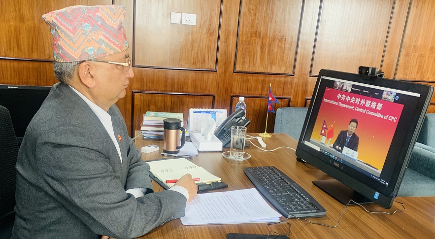कोरोनाविरुद्वको खोपमा फेरि राजनीतिः जस लिनेको होडबाजी