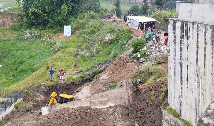खानेपानी ट्याङ्की परिसरका सीमा क्षेत्रका जग्गामा डोजर प्रयोग नगर्न आग्रह