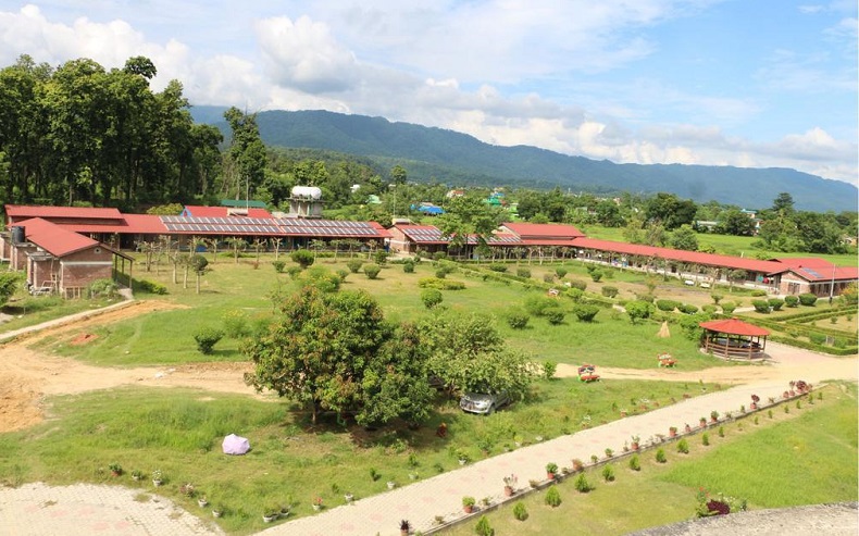 सरकारको साथ खोज्दै सामुदायिक प्राकृतिक चिकित्सालय