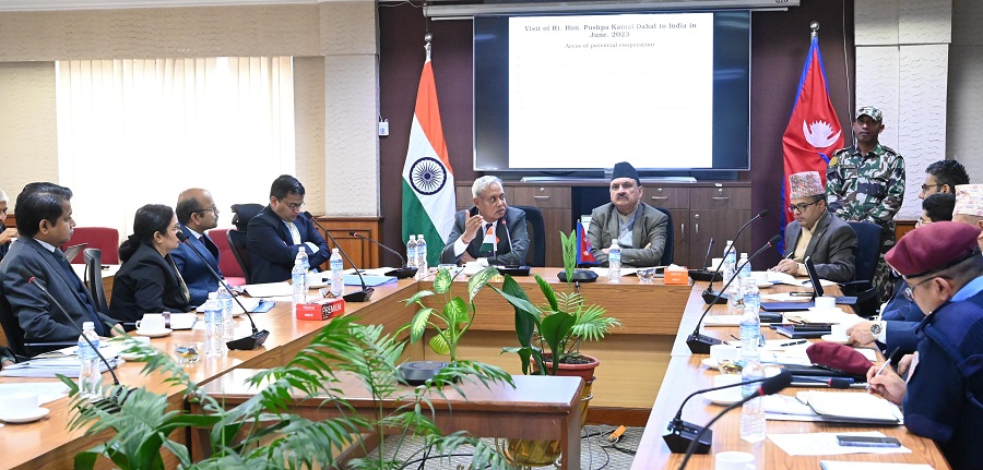 विकास परियोजनाको प्रभावकारी कार्यान्वयनमा अर्थमन्त्रीको जोड