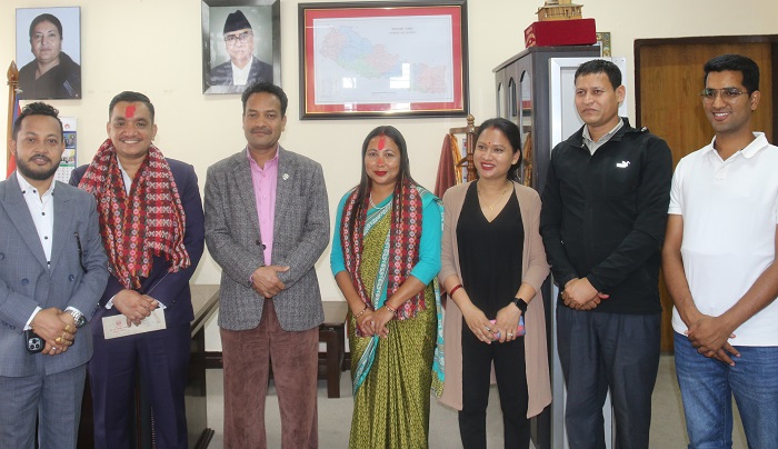 निर्धारित समयमै योजना सम्पन्न गर्न समितिलाई मन्त्री अथकको निर्देशन