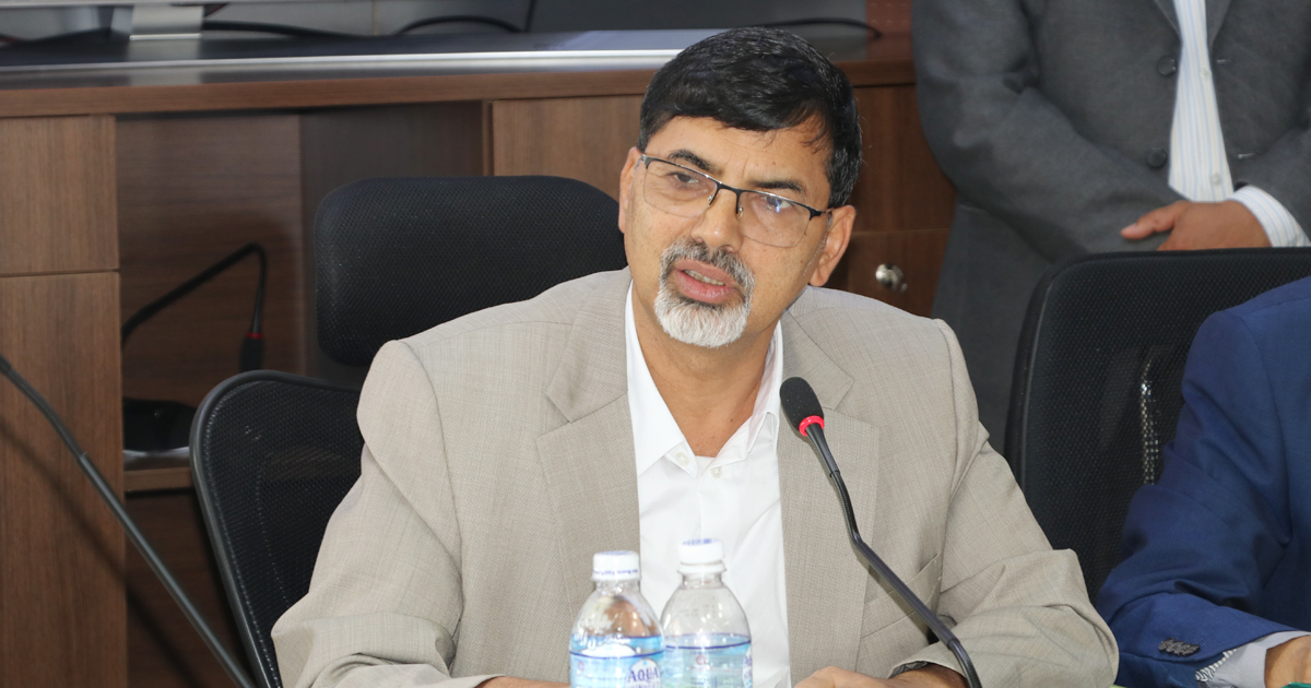 बैंकका शाखा खोलेर मात्र पुग्दैन, छिटो छरितो सेवा प्रवाहमा ध्यान दिनुपर्योः अर्थमन्त्री
