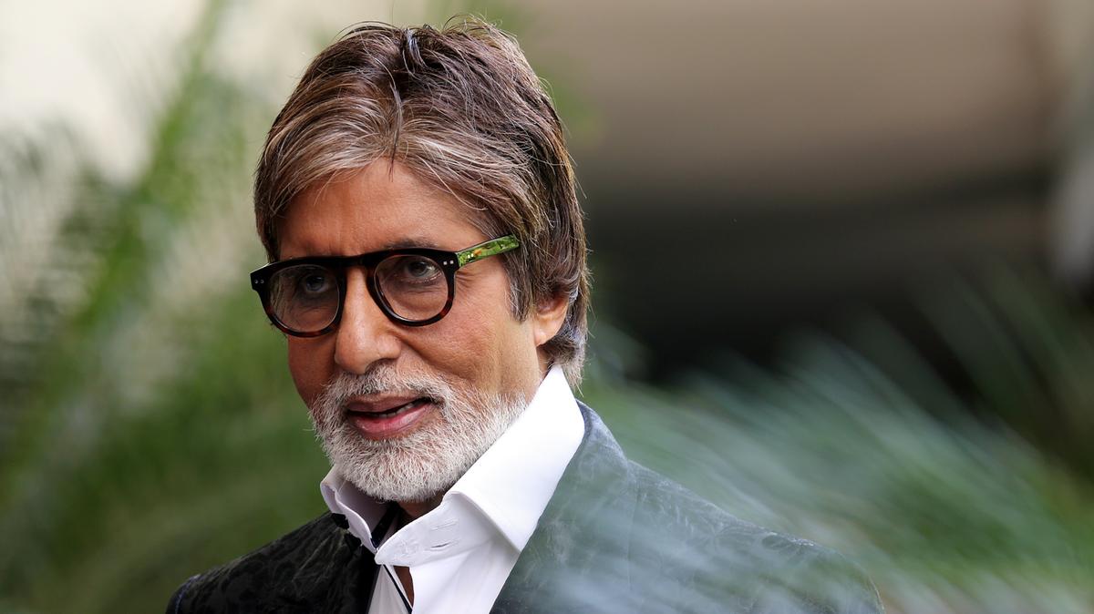 अमिताभ बच्चनको ट्विटर ह्याक, पाकिस्तानी प्रधानमन्त्री फोटो प्रोफाइलमा राखियो