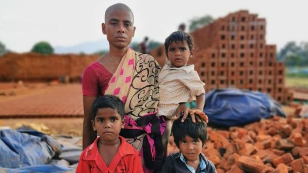 कपाल बेचेर सन्तानलाई एकछाक खुवाउन बाध्य महिलाको कथा