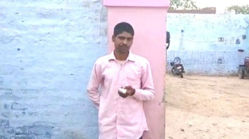 गलत पार्टीलाई झुक्किएर भोट दिएपछि आफ्नै औंला चट्