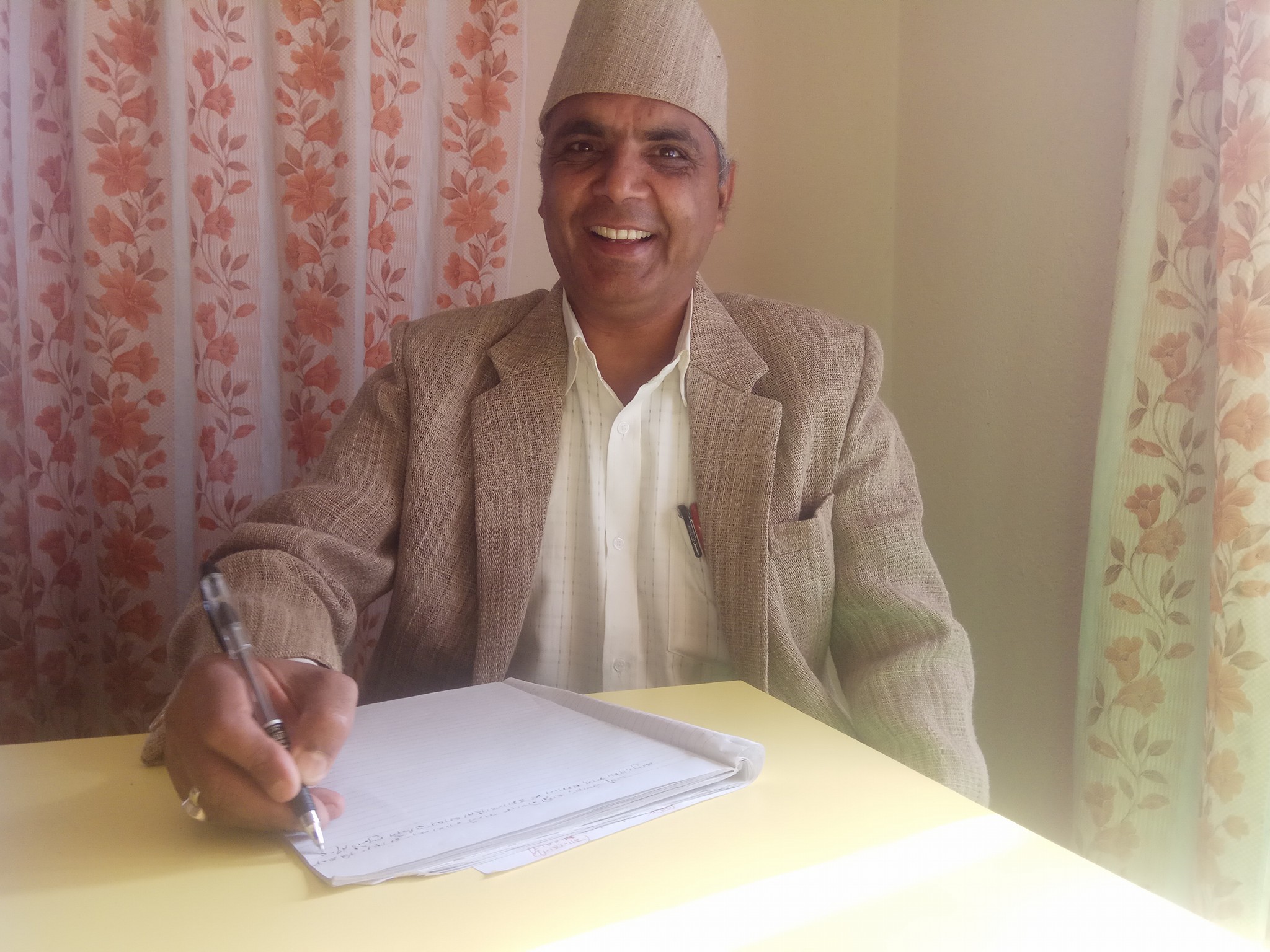 सुशासन खोजीमा रहेका सरकारी अड्डाका यी हाकिम