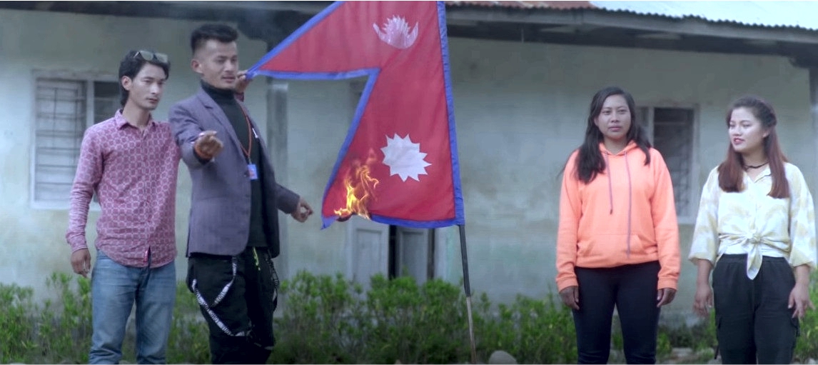 राष्ट्रिय झण्डा जलाउनेलाई के हुने भयाे ? यस्ताे छ कानुनी ब्यवस्था