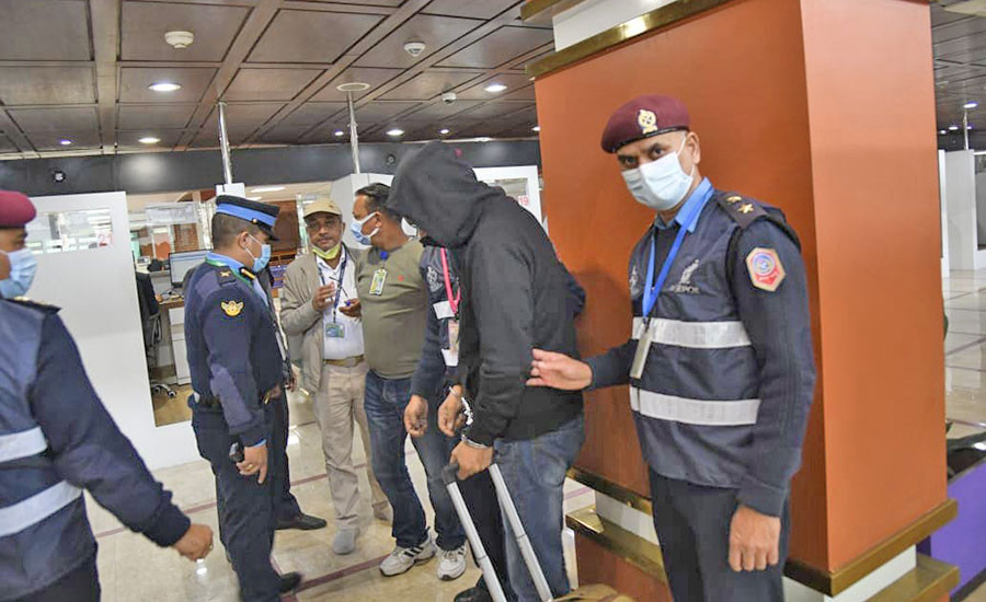 साढे ३३ किलो सुन तस्करी प्रकरणः मुख्य लगानीकर्ता भनिएका ‘काले’ धेरौटीमा रिहा