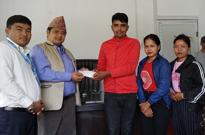 घरेलु लघुवित्तद्वारा कोरोना रोकथाम सहयोग