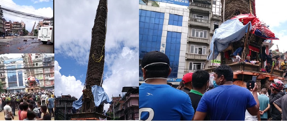 निषेधाज्ञामा रातो मच्छिन्द्रनाथको रथ तान्नेलाई अश्रुग्यास