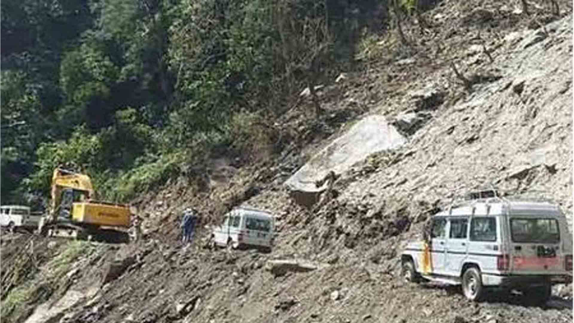 मनाङ जोड्ने एकमात्र बेँसीसहर–चामे सडक आजदेखि दुई बन्द हुने