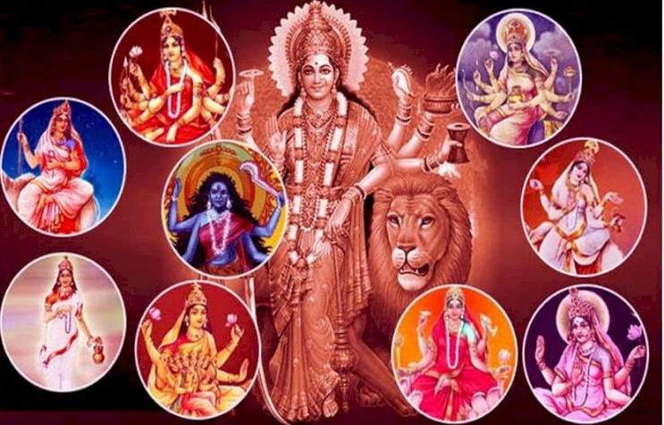 सुरक्षाकर्मी परिचालन गरेर दुर्गा मूर्ति विसर्जन