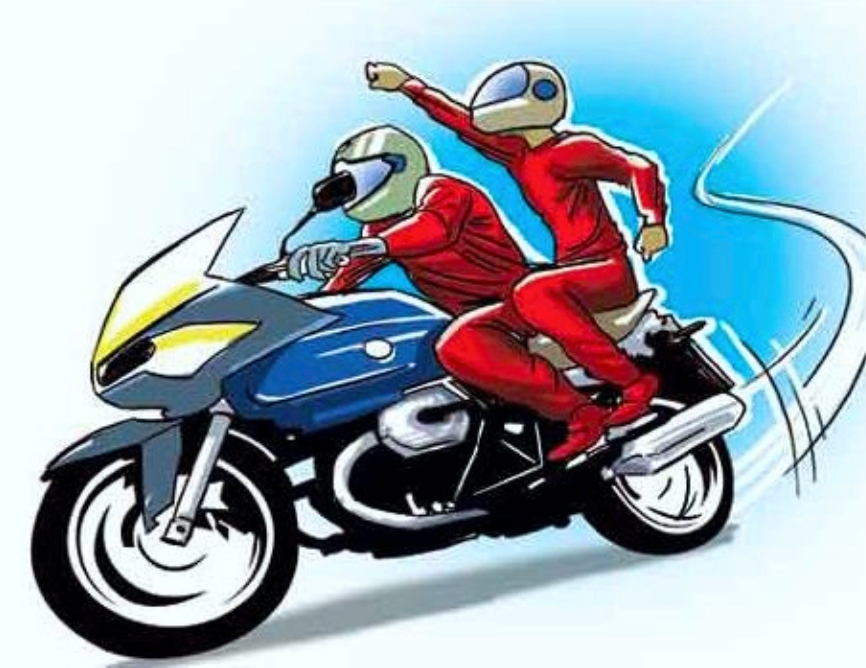 बाईकबाटै  सुनको सिक्री लुटेर फरार
