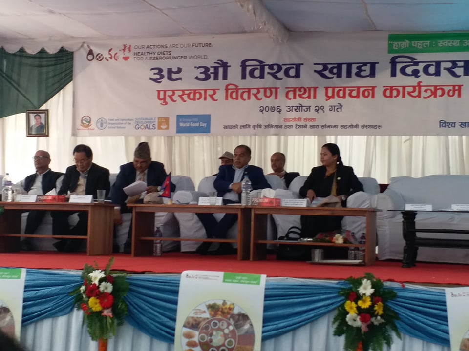 हरेक १० जनामा १ जना खानाको कारणबाट विरामी