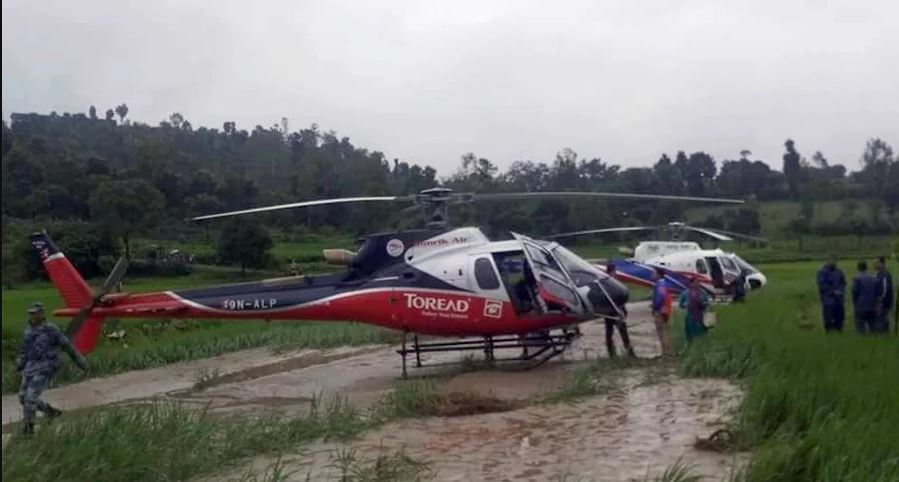 ७ हेलिकप्टर काभ्रे र सिन्धुलीमा आकस्मिक अवतरण, ७ वटा इनरुटमा रोकिए
