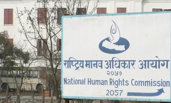 घर हिडेका श्रमिकको रक्षा गरः आयोग