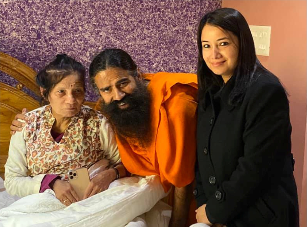 प्रचण्ड पत्नी बाबा रामदेवको शरणमा