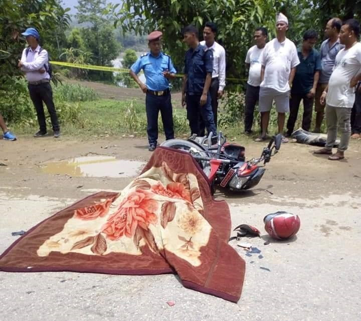 टिपरको ठक्करबाट एक पत्रकारको मृत्यु, चालक फरार