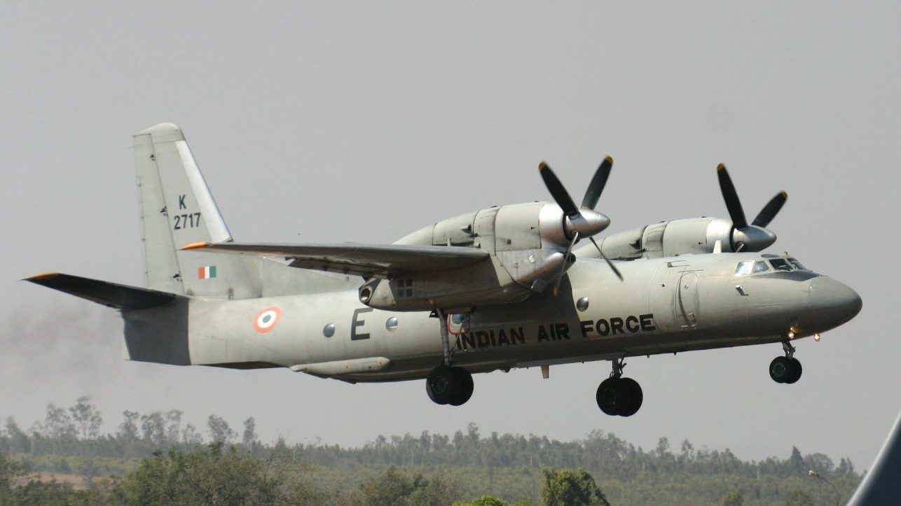 ४२ घन्टाअघि हराएको विमान अझै फेला परेन