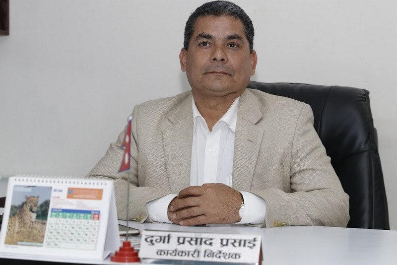 अत्यावश्यक भएमा मात्र घर बाहिर निस्कन ट्राफिक प्रहरीको अनुरोध, यस्तो छ दुर्गा प्रसाईंको आन्दोलनको तालिका