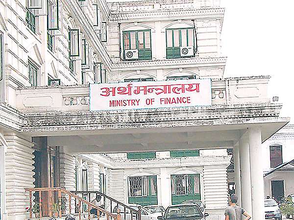 लक्ष्य अनुसारकै आर्थिक वृद्धि भएको अर्थमन्त्रीको दाबी