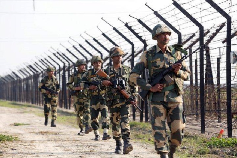 कश्मीरमा भारत– पाकिस्तानबीच भिडन्त, तीन सैनिकको ज्यान गयो