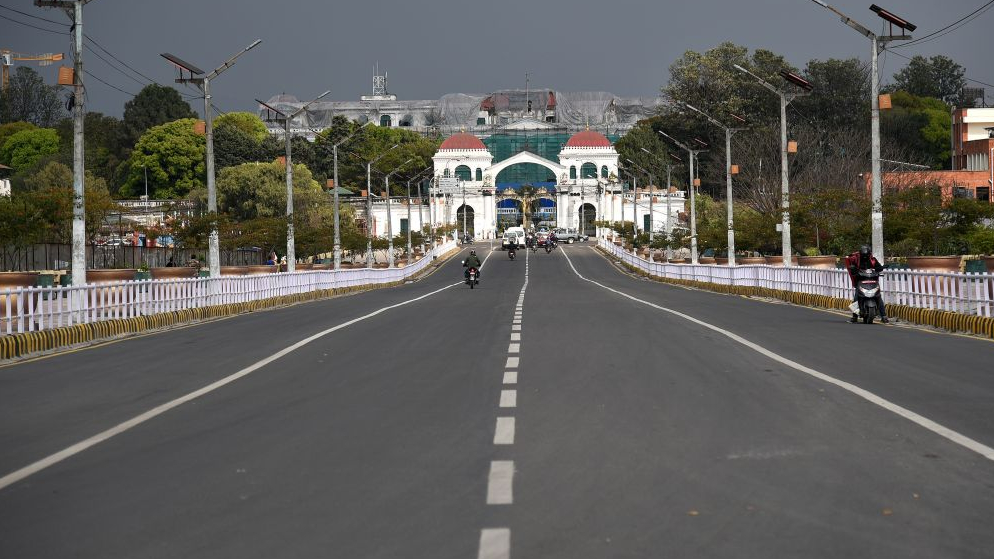 ‘लकडाउन’ले काठमाडौं उपत्यका सुनसान, देशभर प्रभाव