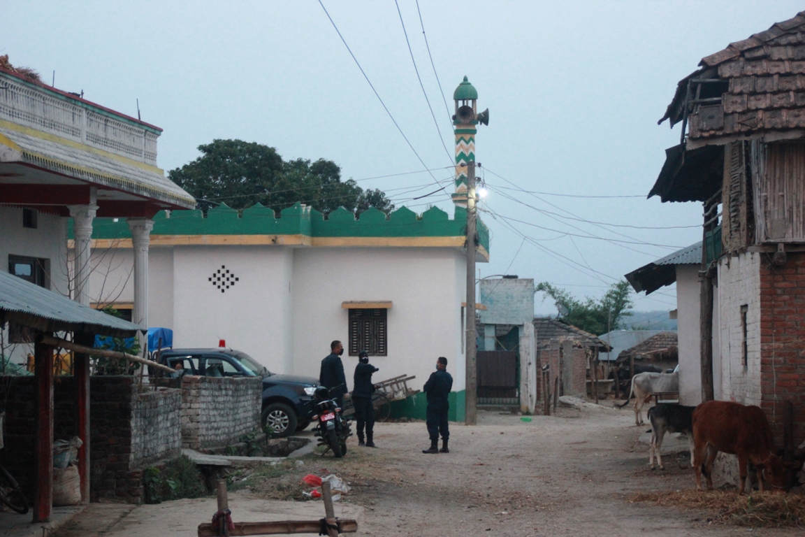प्रदेशको स्वास्थ्यकर्मी टोली पुग्यो उदयपुर